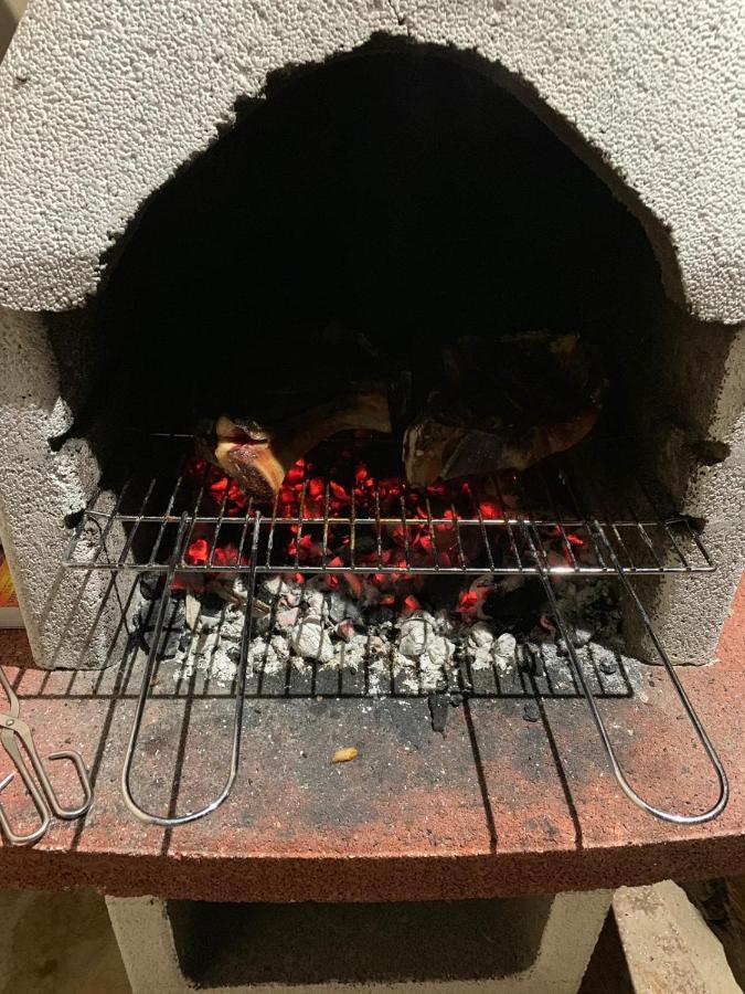 Alojamientos El Horno Монтехо де ла Сиера Екстериор снимка